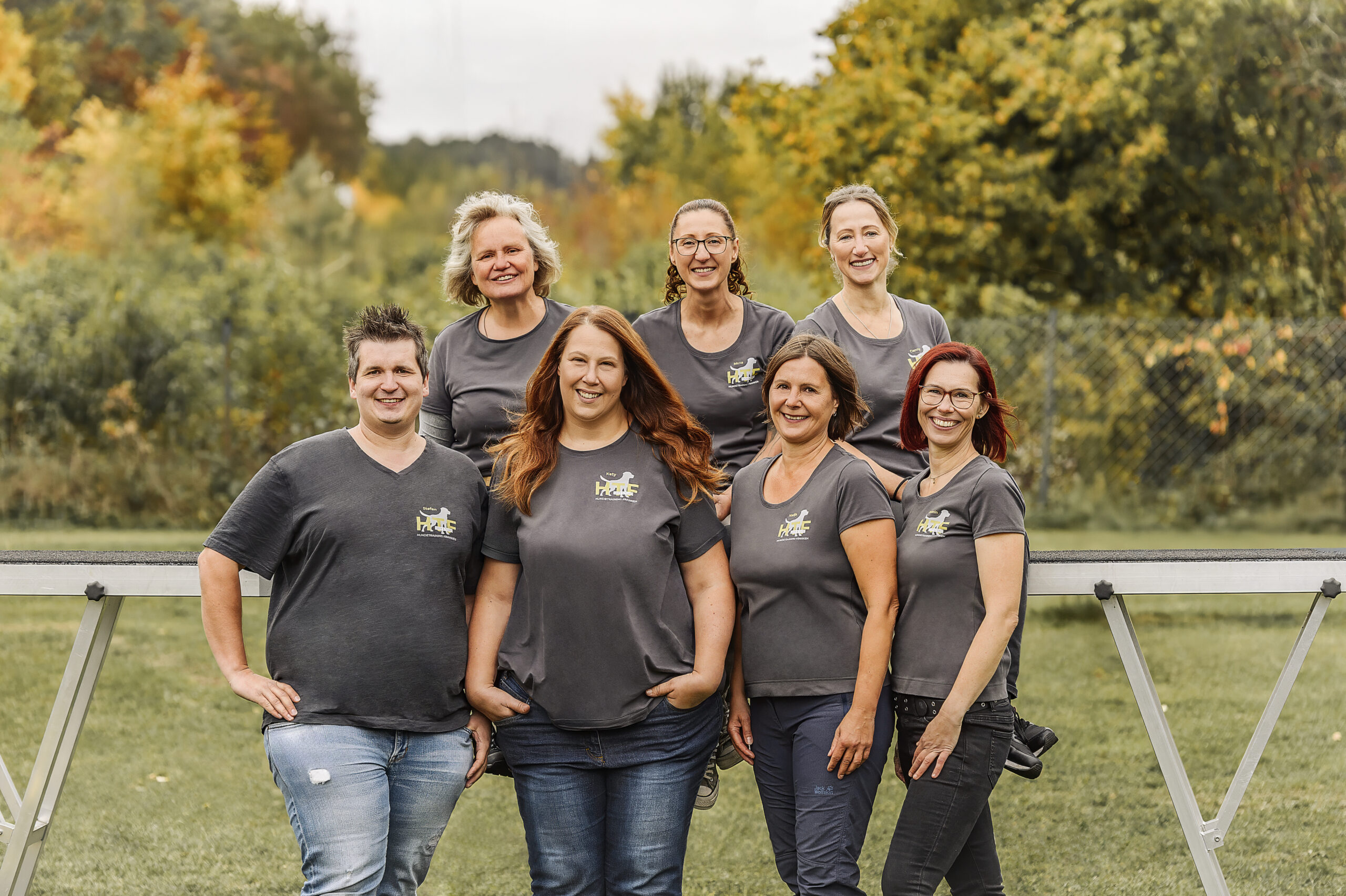 Hundetrainer werden... 1 Hundetrainer werden...